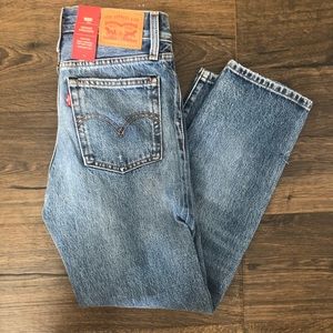 Levi’s Wedgie Straight Jeans Size 25 NWT